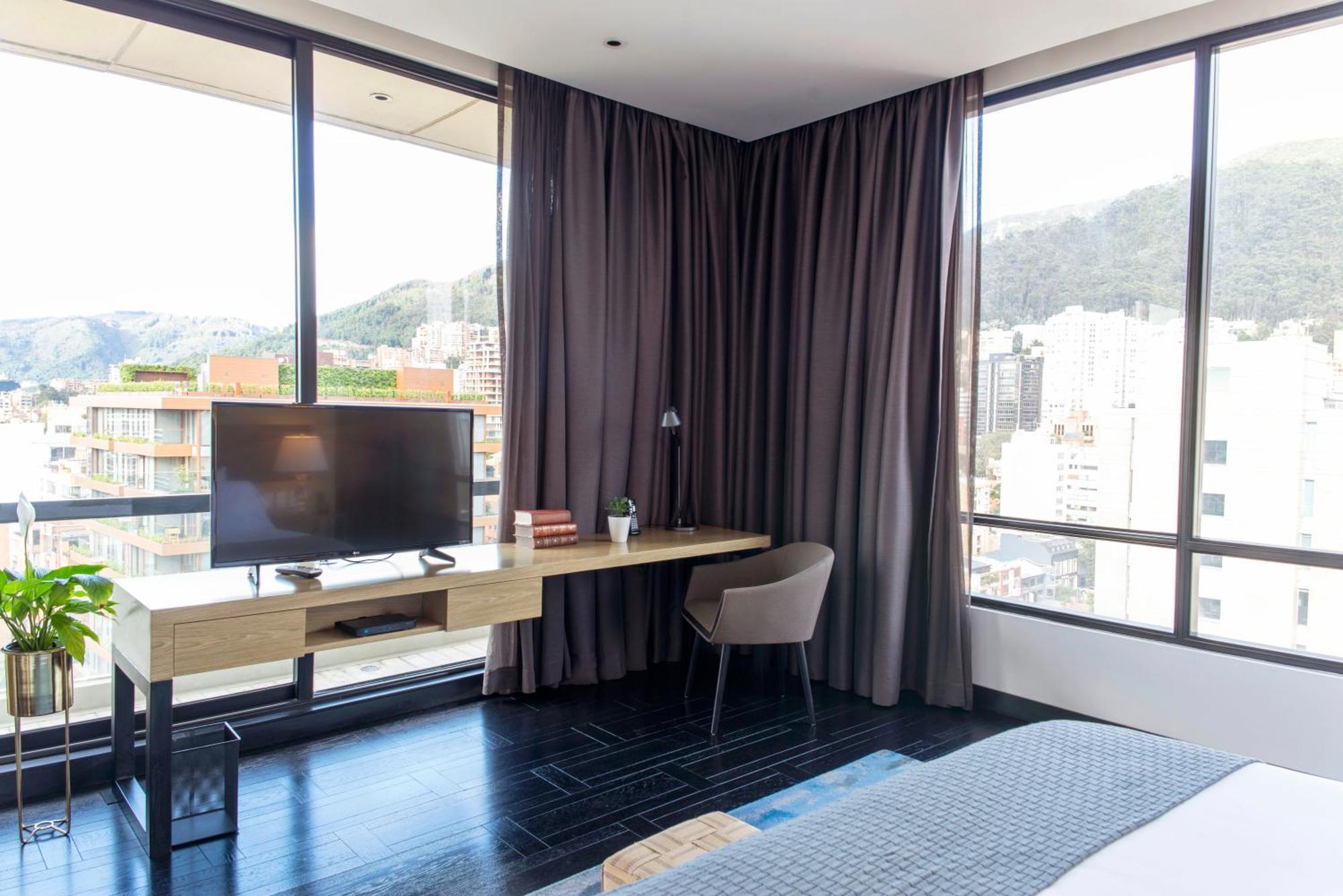 8010 Urban Living- Luxury Home Experience Bogotá Exteriör bild