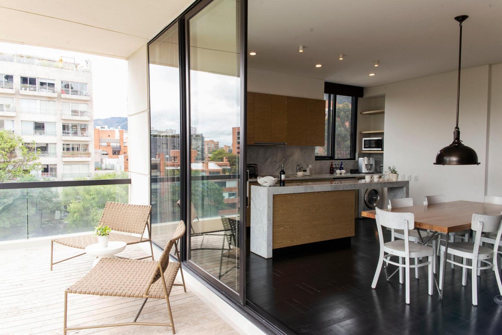 8010 Urban Living- Luxury Home Experience Bogotá Exteriör bild